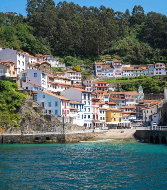 Casa De Peregrinos La Concha Hostel Cudillero Kültér fotó
